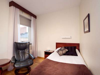 Clarion Collection Cardinal