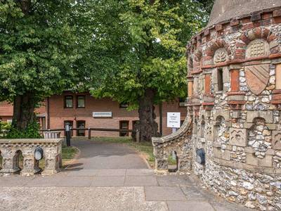 De Vere Horsley Estate