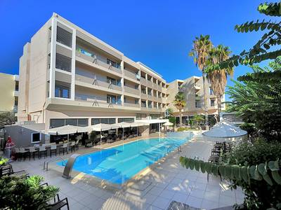 Saint Constantin Hotel