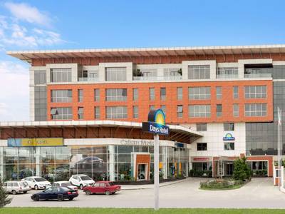 Days Hotel by Wyndham Baku