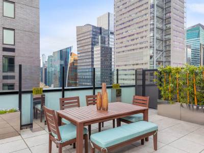 The Element New York Times Square West