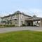 Canadas Best Value Inn & Suites