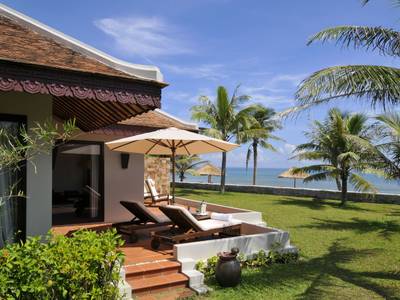 Lapochine Beach Resort 