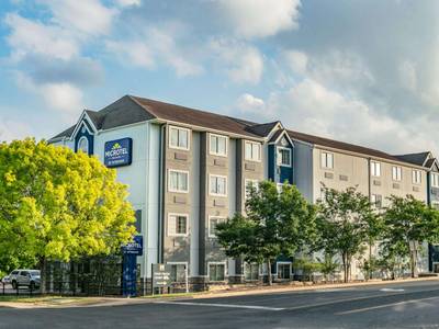 Microtel Inn & Suites Austin Airport