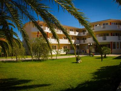 Alykes Garden Village