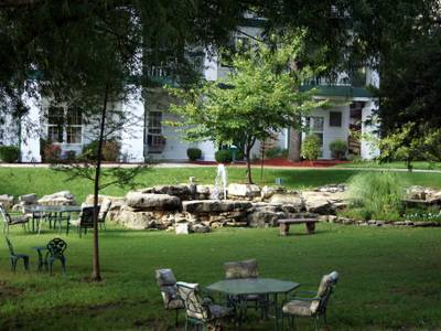 Grand Crowne Resorts - Carriage Place