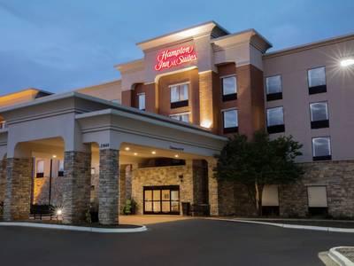 Hampton Inn & Suites Chicago Deer Park