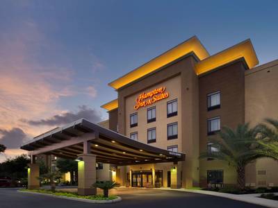 Hampton Inn & Suites Northwest/Medical Center
