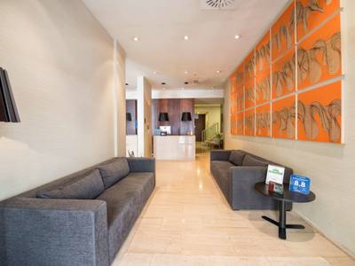 Carris Cardenal Quevedo