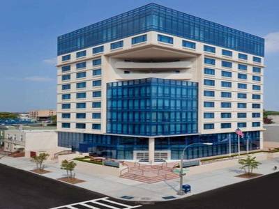 Four Points by Sheraton Long Island City