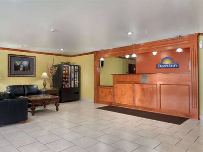 Days Inn Lumberton