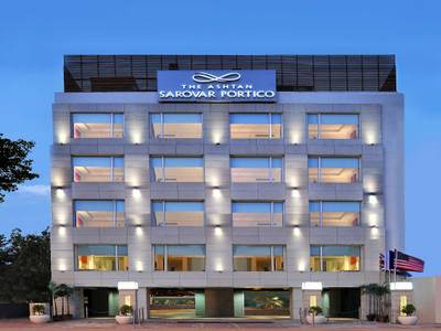 The Ashtan Sarovar Portico