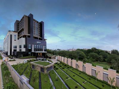 Radisson Blu New Delhi Paschim Vihar