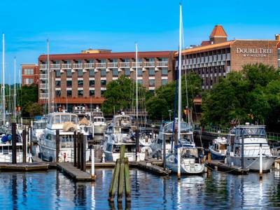 DoubleTree by Hilton Hotel New Bern Riverfront