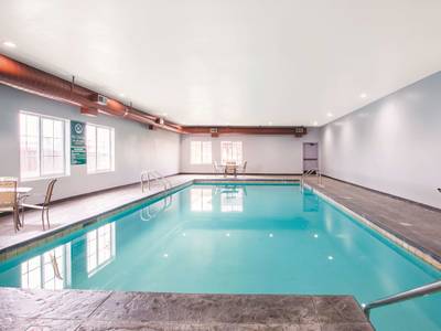 La Quinta Inn & Suites Tulsa Airport / Expo Square