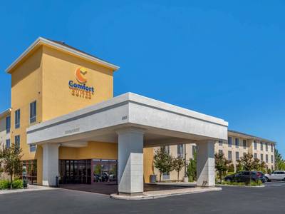 Comfort Suites Fernley