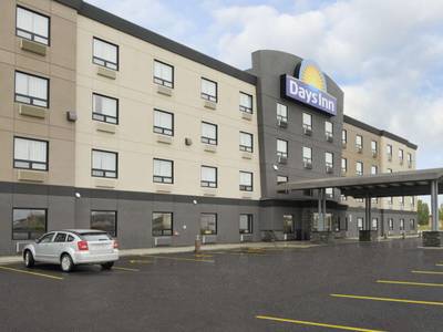 Days Inn - Regina Airport West