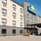 Days Inn - Regina Airport West
