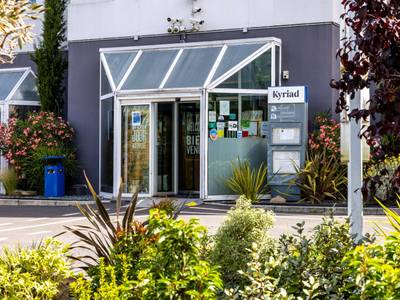 Kyriad Paris Ouest - Colombes