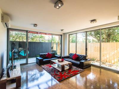 The Waverley International