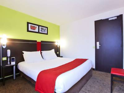 Kyriad Design Enzo Reims Tinqueux