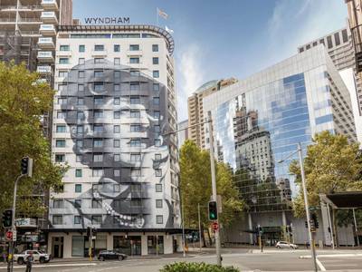 Wyndham Sydney Suites