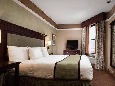 Broadway @ Times Square Hotel