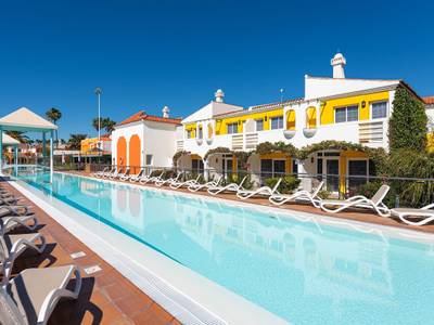 Bungalows Cordial Green Golf