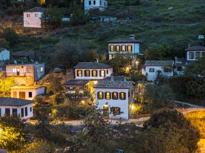 Terrace Houses Sirince - Fig, Olive & Grapevine