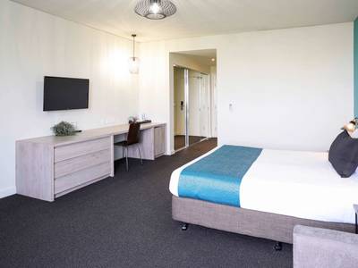 Mantra Melbourne Melton