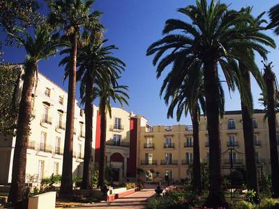 Prestige Palmera Plaza