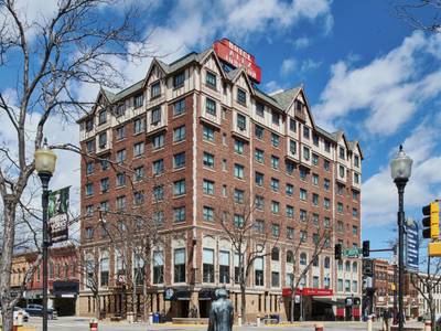 Hotel Alex Johnson Rapid City - Curio Collection by Hilton