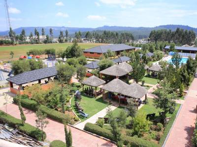 Yaya Africa Athletics Village (Foto)