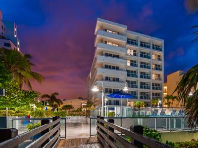 Best Western Plus Atlantic Beach Resort