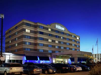 Hilton Suites Winnipeg Airport