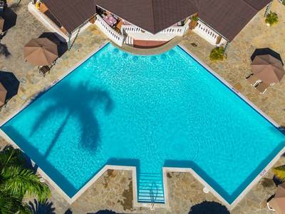 The Crown Suites at Lifestyle Holidays Vacation Resort