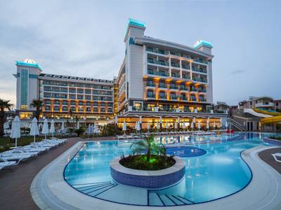 Luna Blanca Resort & Spa