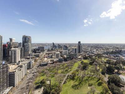 Oaks Melbourne on William Suites