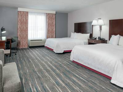 Hampton Inn & Suites Orlando Airport at Gateway Village