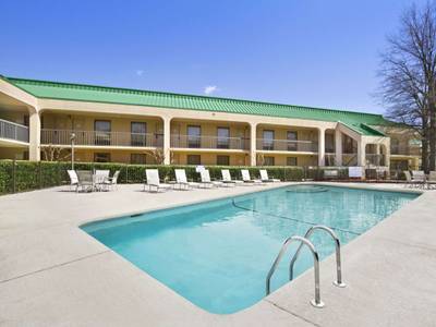 Howard Johnson Greensboro