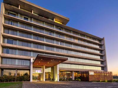 Radisson Petra Concepcion