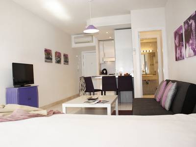 WooTravelling Plaza de Oriente Homtels