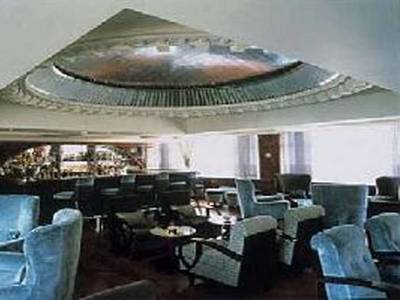 Jumeirah Carlton Tower