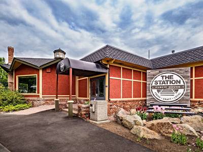 Ramada Penticton Hotel & Suites