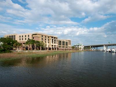 Hilton Garden Inn Charleston Waterfront/Downtown