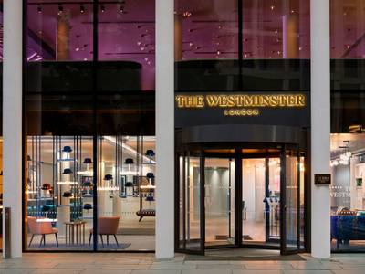 DoubleTree by Hilton Westminster