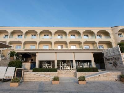 Melina Bay Boutique Hotel