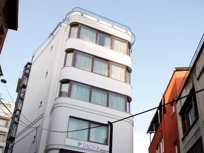 Molton Kabatas Hotel