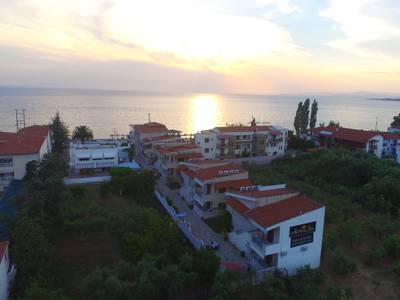 Meliton Inn Hotel & Suites