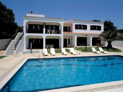 Browns Sports & Leisure Club